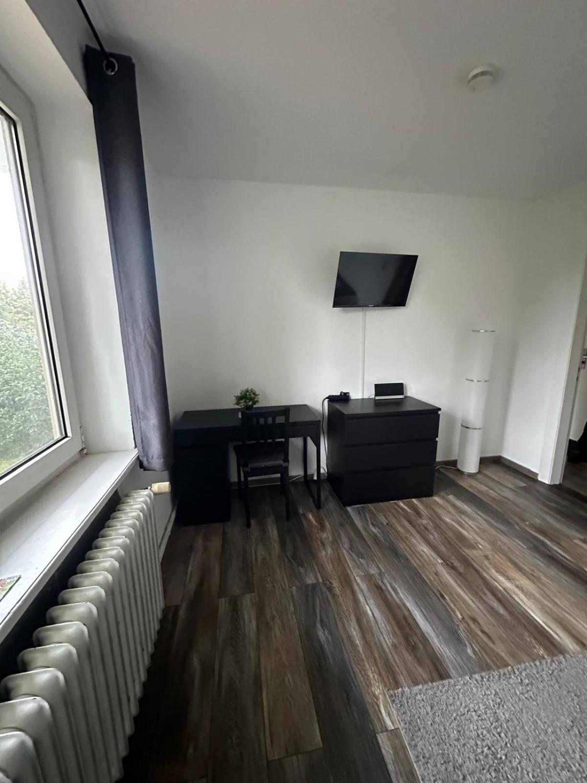 Ruhige 3-zimmerwohnung Im Norden Bremens Fuer Monteure Und Geschaeftsreisende Pm 29 Eg * BRE