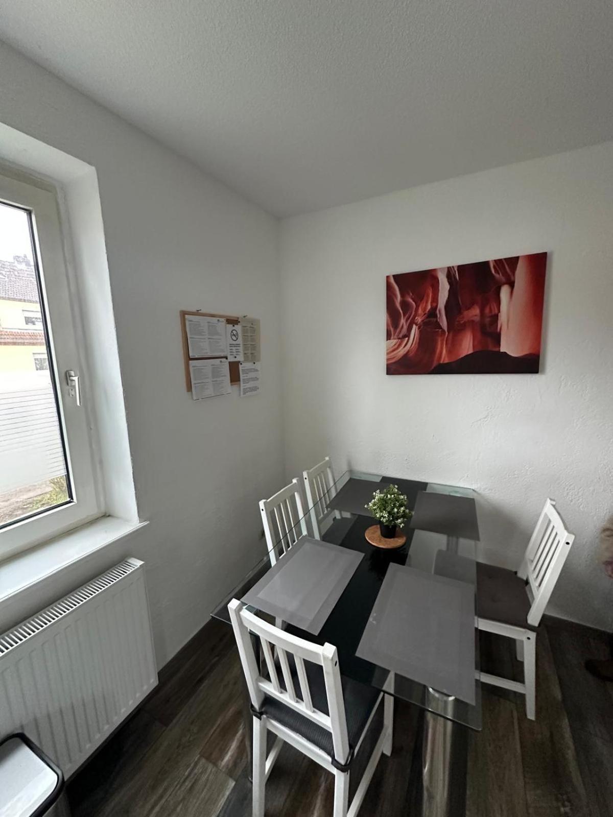 Ruhige 3-zimmerwohnung Im Norden Bremens Fuer Monteure Und Geschaeftsreisende Pm 29 Eg Apartment BRE