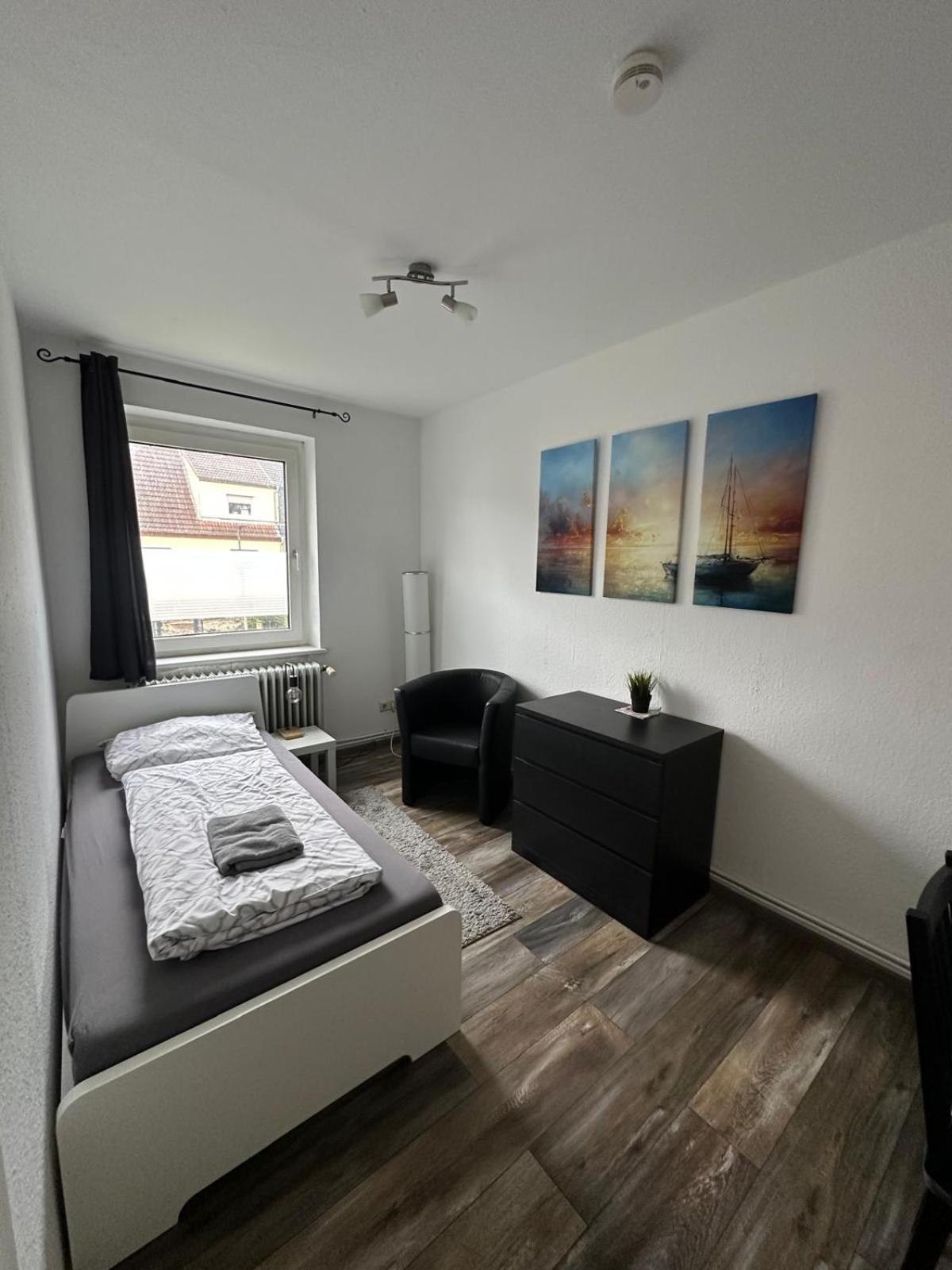 Ruhige 3-zimmerwohnung Im Norden Bremens Fuer Monteure Und Geschaeftsreisende Pm 29 Eg BRE